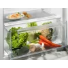 Iebūvētais ledusskapis Electrolux LRB3AE12S — 208 L, statiskā dzesēšana, reversīvās durvis, LED apgaismojums