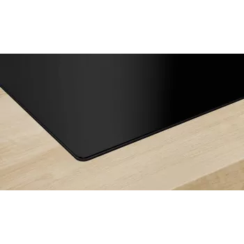 Bosch Serie 4 PUE611BB5E plīts virsma Melns Iebūvējams 60 cm Zonu indukcijas plīts virsma 4 zona(s)