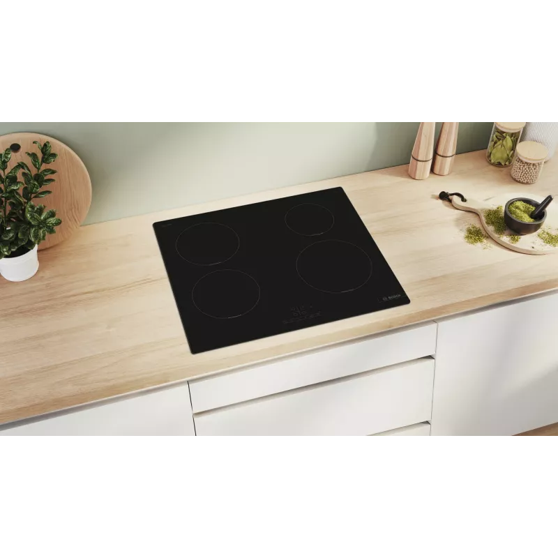 Bosch Serie 4 PUE611BB5E plīts virsma Melns Iebūvējams 60 cm Zonu indukcijas plīts virsma 4 zona(s)