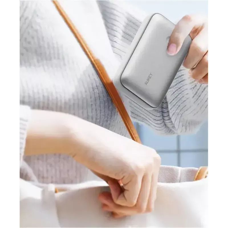 Portable Power Bank PB-Y57 Frozen balta 2000mAh