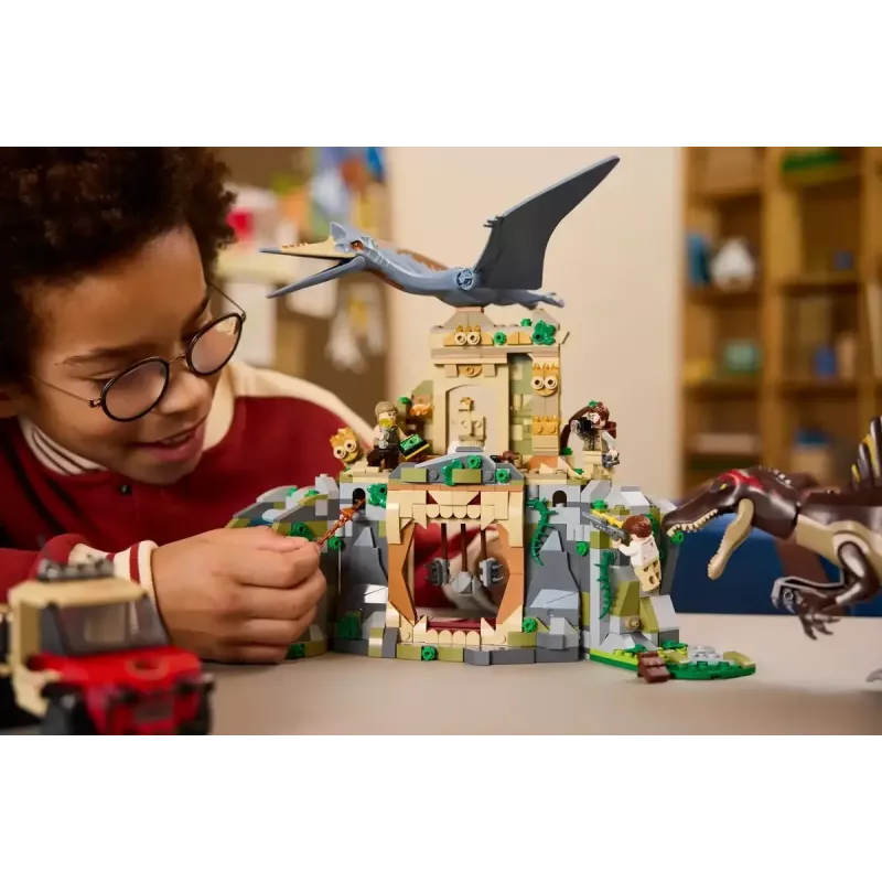 LEGO Jurassic World Air Mission ar Quetzalcoatlus un Spinosaurus 76976 — 984 gab., 4 minifigūras, vecumam 8+