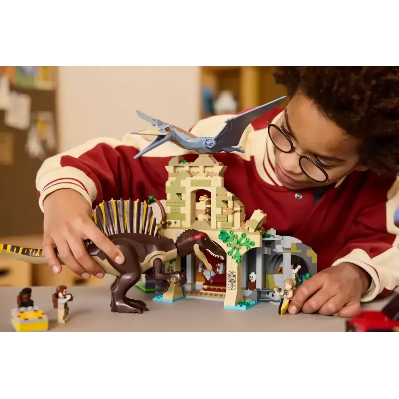 LEGO Jurassic World Air Mission ar Quetzalcoatlus un Spinosaurus 76976 — 984 gab., 4 minifigūras, vecumam 8+