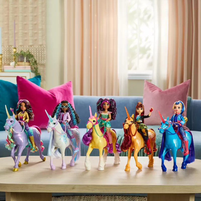 Spin Master Unicorn Academy Wildstar vienradža figūriņa 11 collas ar caurspīdīgiem segliem un iemauktiem, daudzkrāsaina, plastmasa, no 4 gadu vecuma