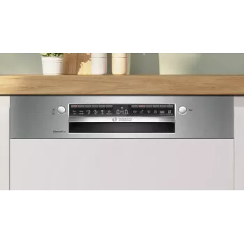 Iebūvējamā trauku mazgājamā mašīna Bosch SMI4ECS28E — 14 galda piederumu komplekti, 6 programmas, A energoefektivitātes klase, 42 dB