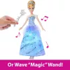 Disney Princess Enchanted Ballgown Cinderella modes lelle ar gaismas un skaņas efektiem, iedvesmota no filmas