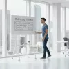 baltaboard ergo office ER-306 — sausā dzēšamā vienpusējā horizontālā tāfele, 1190×790 mm, brīvi stāvoša tērauda konstrukcija ar ritentiņiem, magnētiska