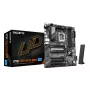 Mātesplate GIGABYTE B760 DS3H WIFI6E GEN5 — atbalsta Intel Core 14. paaudzes CPU, 8+2+1 fāžu digitālais VRM, līdz 5600 MHz DDR5, 2xPCIe 4.0 M.2, Wi-Fi 6E, 1GbE LAN, USB 3.2 Gen 2x2
