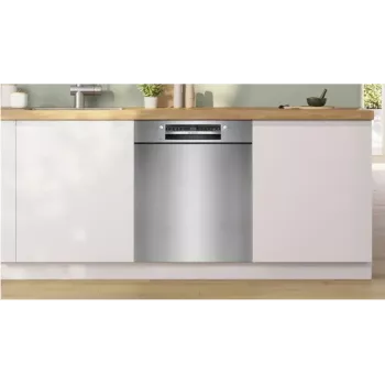 Iebūvējamā trauku mazgājamā mašīna Bosch SMU2HVS06E — pilna izmēra 60 cm, 14 galda klājumu ietilpība, 5 programmas, siltummaiņa žāvēšana