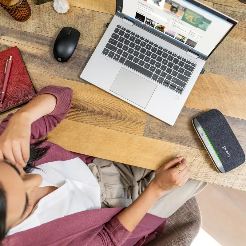 Skaļruņu tālrunis Poly HP Poly Sync 20 ar Bluetooth, USB-C/A adapteri, Micro-USB, 20 stundu bateriju, melns