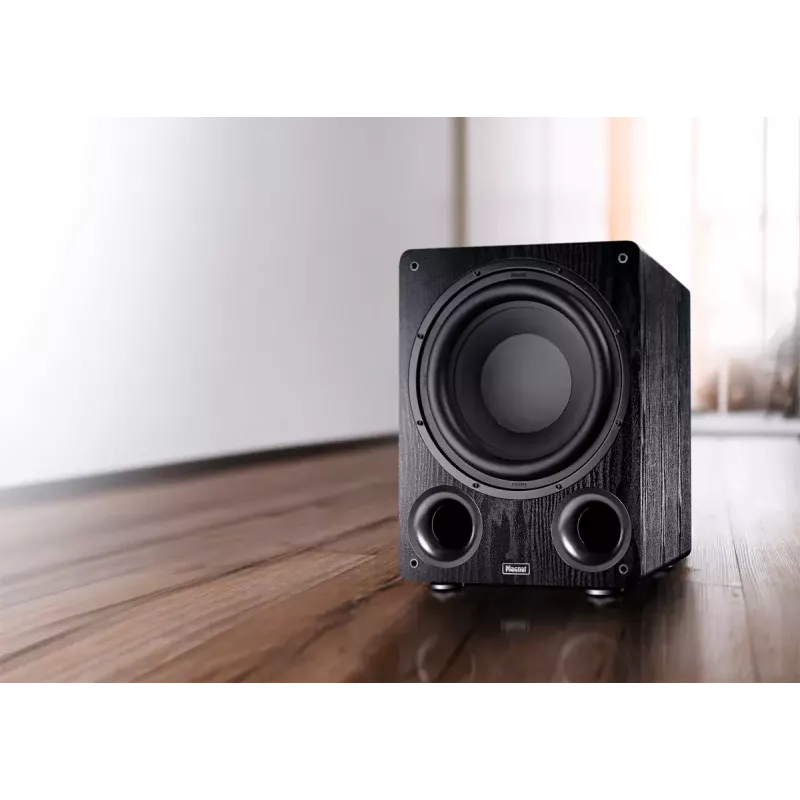 Aktīvais zemfrekvences skaļrunis Magnat Alpha RS12 — 12 collu draiveris, 120 W RMS, 20–200 Hz, D klase, melns