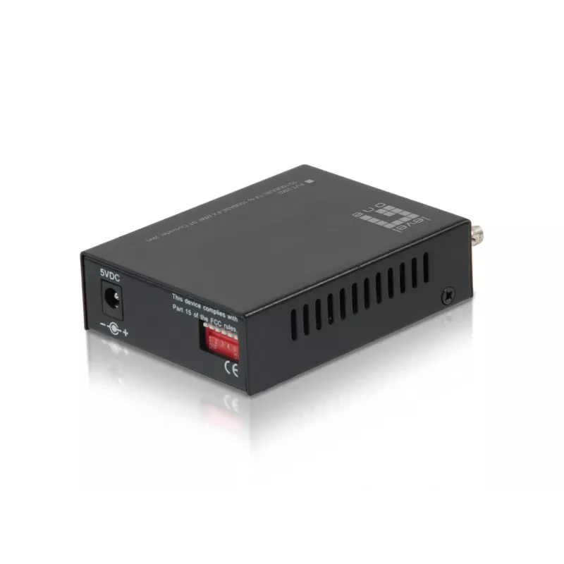 LevelOne RJ45 uz ST Fast Ethernet multivides pārveidotājs, daudzmodu optiskā šķiedra, 2 km