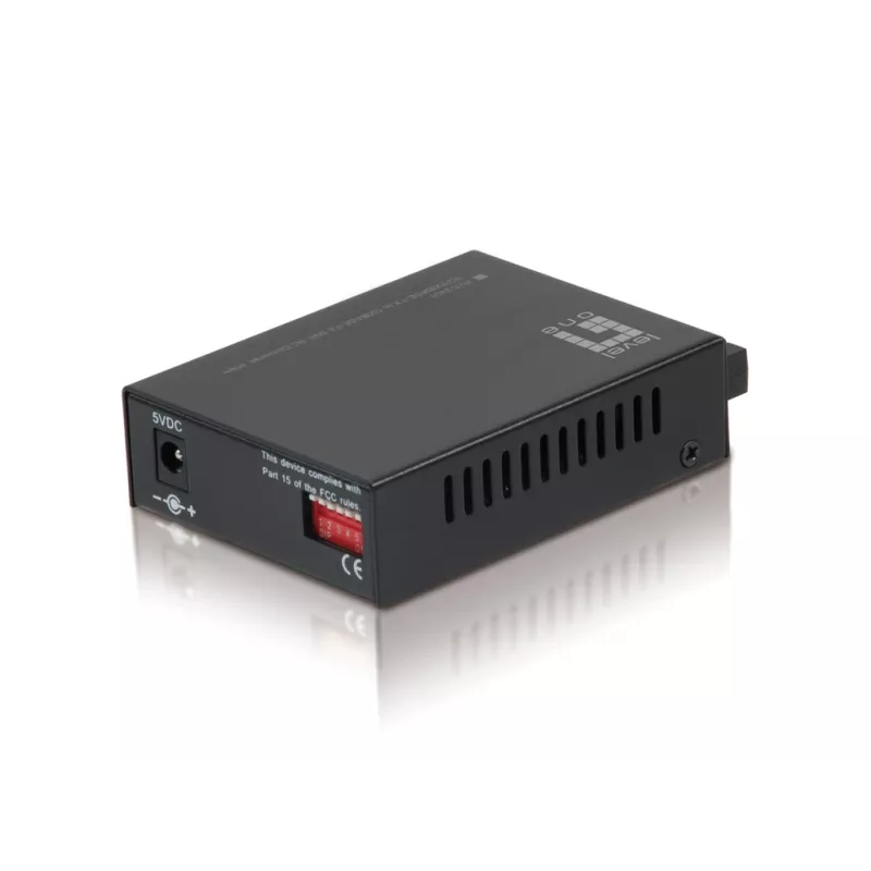 LevelOne RJ45 uz SC ātrā Ethernet datu nesēja pārveidotājs, vienmoda šķiedra, 40 km