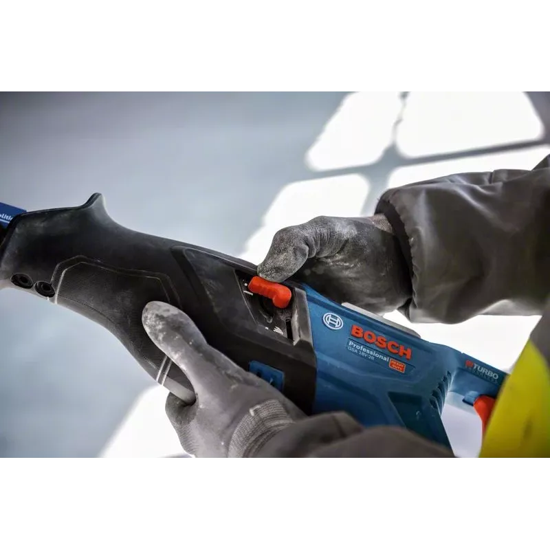 Zāģis Bosch GSA 18V-28 Professional