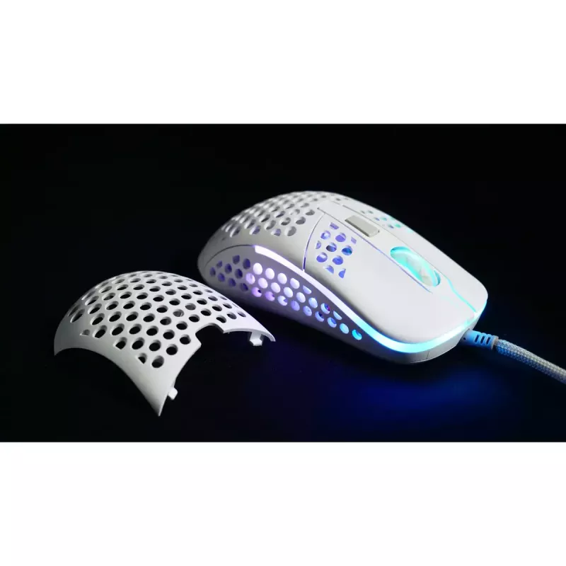 XTRFY M42 piemērota abām rokām spēļu pele — optiskais sensors, 16 000 DPI, USB Type‑A, balta, RGB
