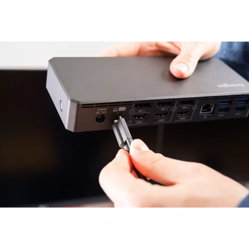Kensington SD4781P EQ USB-C & USB-A Dual 4K dokstacija, vadu, USB 3.2 Gen 2 (3.1 Gen 2) Type-C, 100 W, 3,5 mm, 10,100,1000 Mbit/s, melna