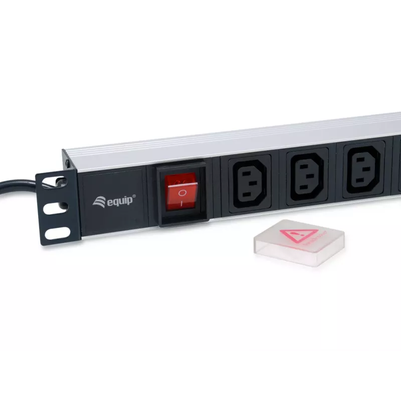 Equip 333310 strāvas sadales bloks (PDU) 8 maiņstrāvas rozetes 1U melns