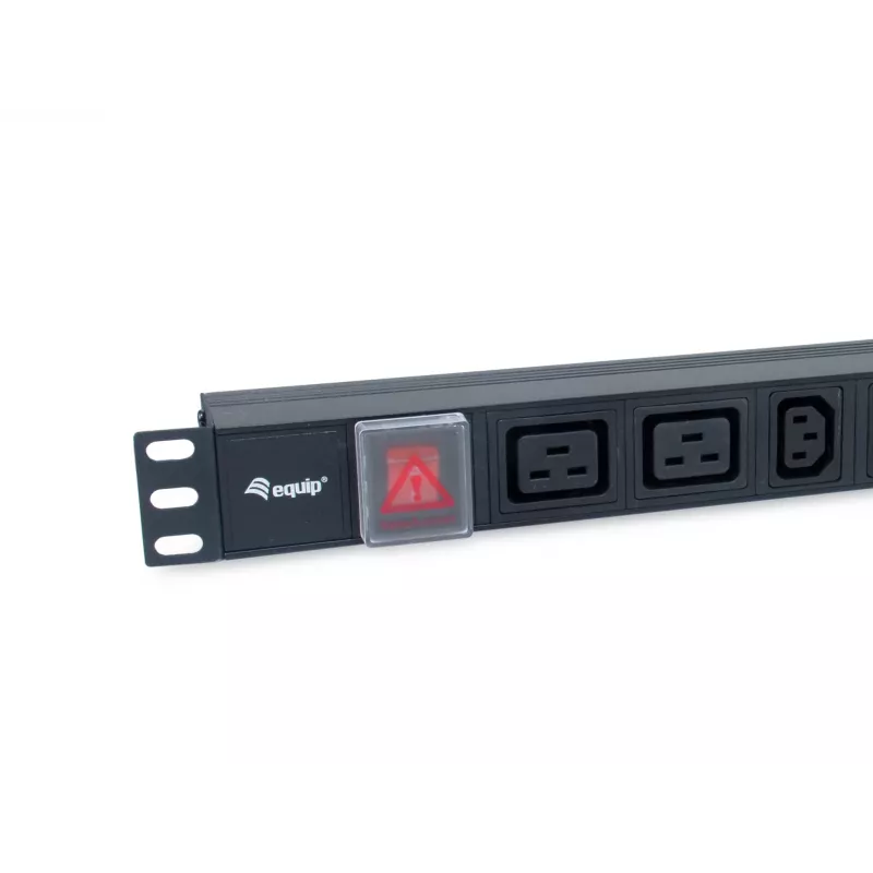 Equip 8 kontaktligzdu strāvas sadales bloks, 6 x IEC-C13 + 2 x IEC-C19, ieslēgšanas/izslēgšanas slēdzis, alumīnija korpuss