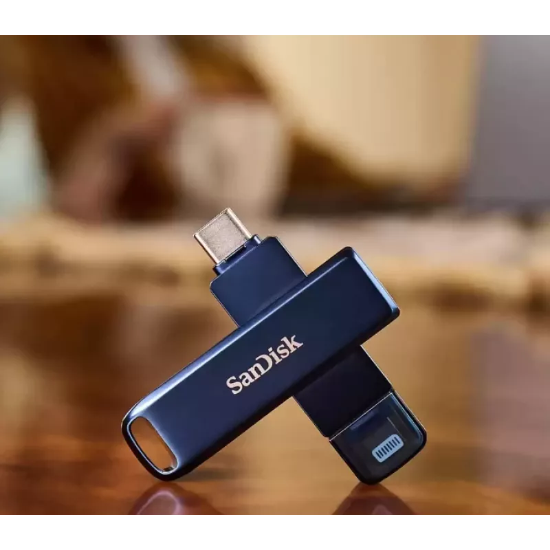 WESTERN DIGITAL SanDisk Phone Drive iPhone - 128 GB USB zibatmiņa - USB-C/Lightning - Metallic Sky Blue