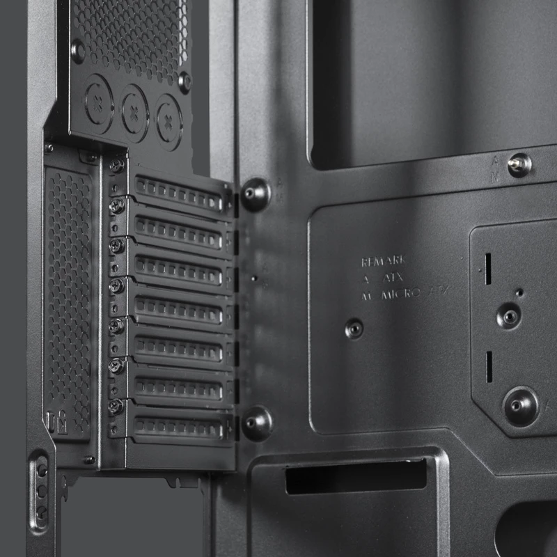 PC Case CHIEFTEC CW-01B-OP Tower Melns — SPCC, 7×3.5 collu nodalījumi, 7×2.5 collu nodalījumi, 3×5.25 collu nodalījumi, līdz 410 mm GPU