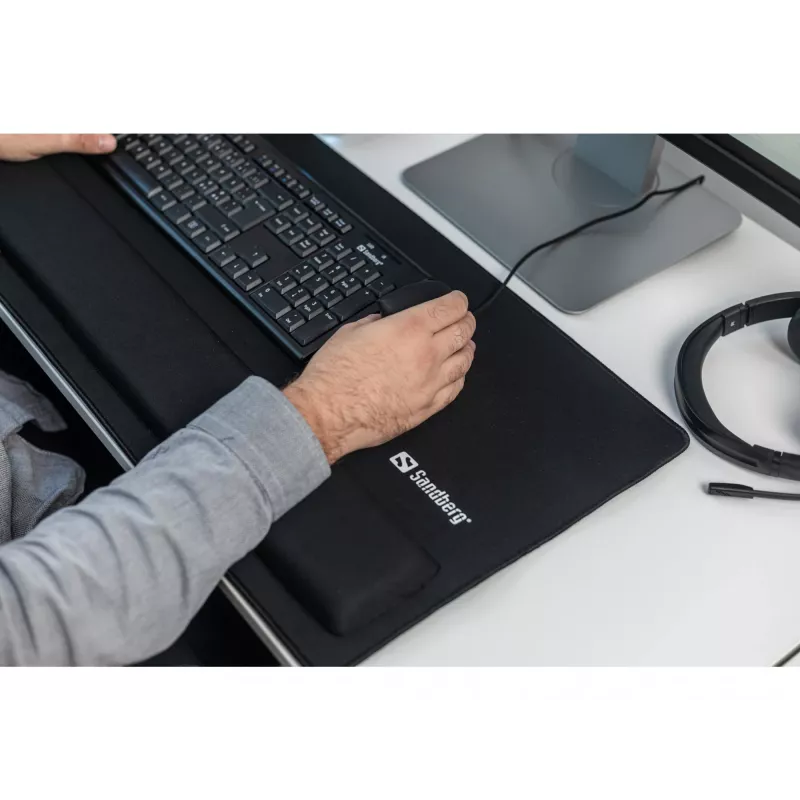 Sandberg Desk Pad Pro XXL, melns, vienkrāsains, plaukstas balsts, neslīdoša pamatne, spēļu peļu paliktnis
