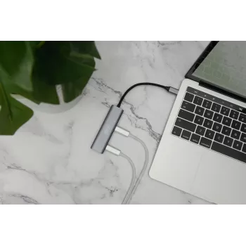 DIGITUS USB-C 4 portu centrmezgls, 4x USB-C 3.1 Gen1, 5 Gbps