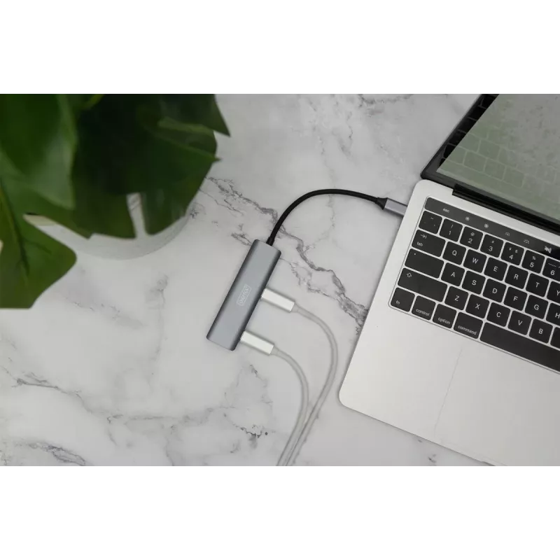 DIGITUS USB-C 4 portu centrmezgls, 4x USB-C 3.1 Gen1, 5 Gbps