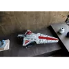 LEGO Star Wars Republic Venator Class Attack Cruiser 75367 — konstruktoru komplekts, 5374 gab., 320×1090×540 mm, 2 minifigūras, vecums 18+