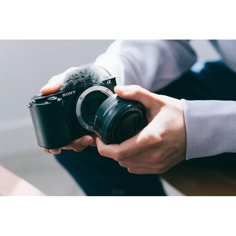 Sony α ZV-E10L MILC 24,2 MP CMOS 6000 x 4000 pikseļi Melns