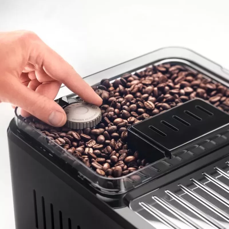 Kombinētā kafijas automāts De’Longhi ECAM450.86.T — pilnībā automātisks, 1,8 L ūdens tvertne, 300 g pupiņu tvertne, 19 bāri, iebūvēta dzirnaviņa, TFT displejs