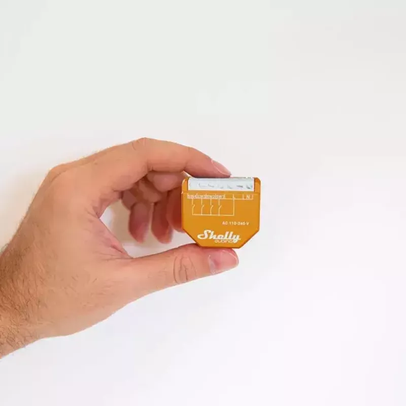 Viedais slēdzis Shelly Qubino Wave i4 — bezvadu ainu kontrolleris 110–240V, 16A, 50/60Hz, oranžs