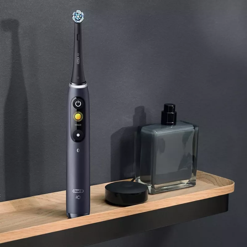 Oral-B iO elektriskā zobu birste Pieaugušajiem Rotējoša zobu birste Melna