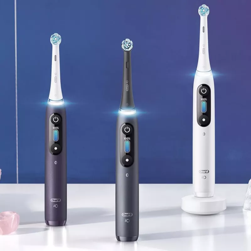 Oral-B iO elektriskā zobu birste Pieaugušajiem Rotējoša zobu birste Melna