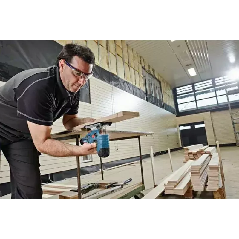 Bosch GST 10,8 V-LI akumulatora figūrzāģis 1,5 kg