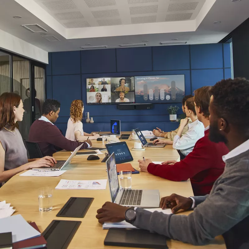HP Poly Studio X72 viss-vienā video centrmezgls
