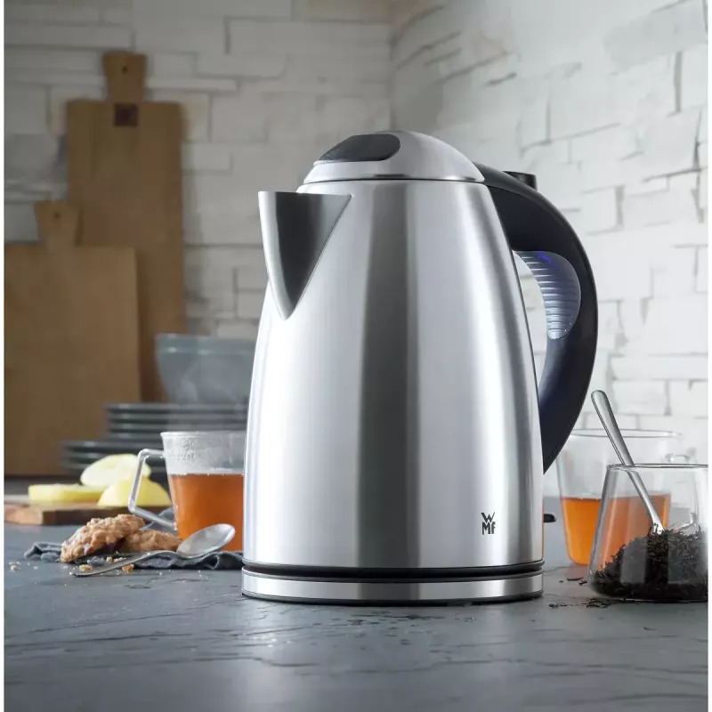 WMF Stelio 0413020012 elektriskā tējkanna 1,7 l 2400 W melna, nerūsējošais tērauds