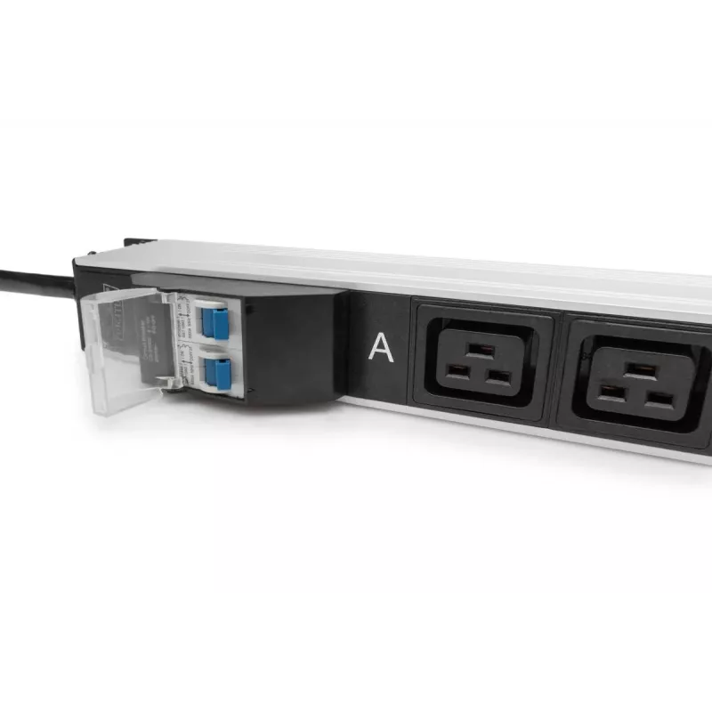 DIGITUS IT BASIC PDU. Vertikāls. 32A. 24 x C13. 4 x C19