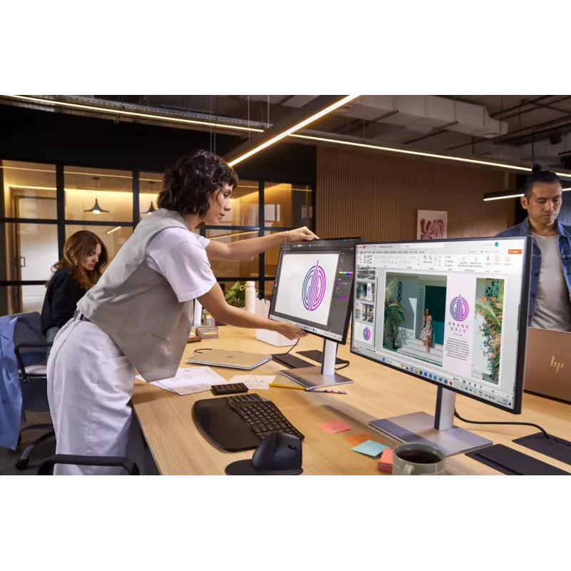HP Series 7 Pro 27 collu QHD Thunderbolt 4 monitors - 727pu, 68,6 cm (27 colli), 2560 x 1440 pikseļi, Quad HD, LCD, 5 ms, Melns
