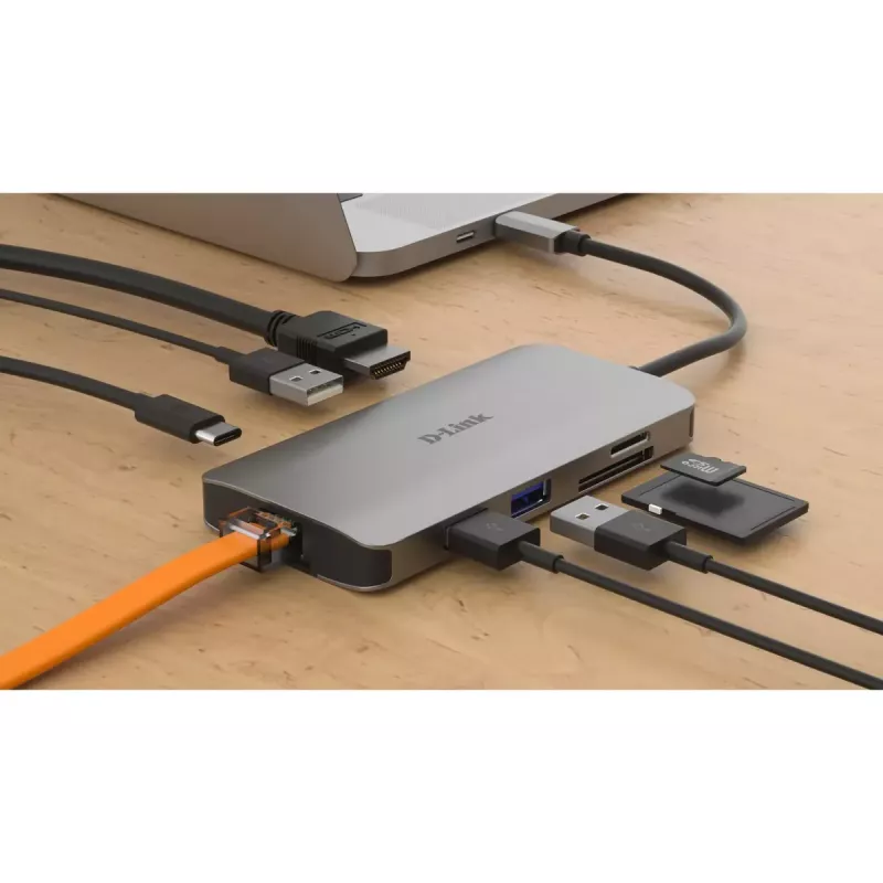 D-Link 8-in-1 USB-C centrmezgls ar HDMI/Ethernet/karšu lasītāju/barošanas piegādi