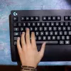 LOGITECH G213 Prodigy spēļu tastatūra USB - Azerty belģu izkārtojums