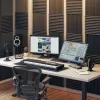 ALOGIC galda monitors - Clarity Max Touch - 32 collu skārienekrāns - 3840x2160 (4K UHD) ar USB-C barošanas padevi un tīmekļa kameru