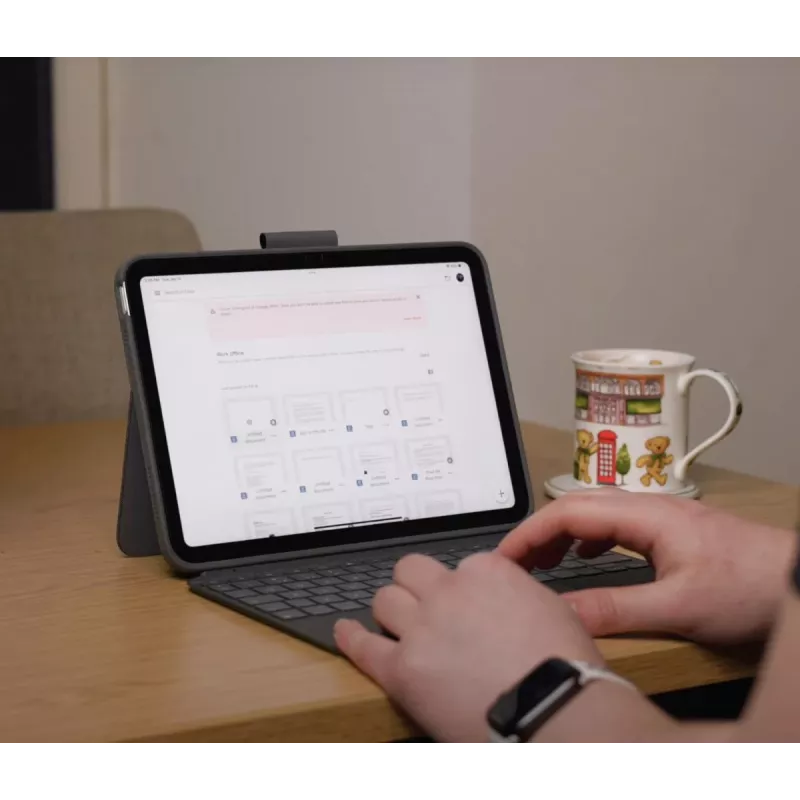 LOGITECH Combo Touch iPad (10. paaudzes) - Oxford pelēka - Qwerty UK