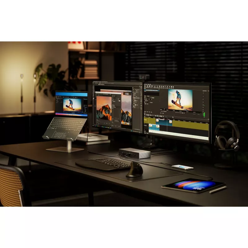 Kensington SD5000T5 EQ Thunderbolt 5 Triple 4K dokstacija ar 140W PD — Windows/macOS