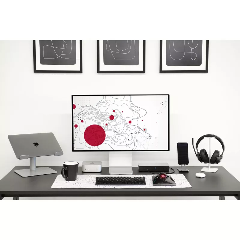 Kensington SD5000T5 EQ Thunderbolt 5 Triple 4K dokstacija ar 140W PD — Windows/macOS