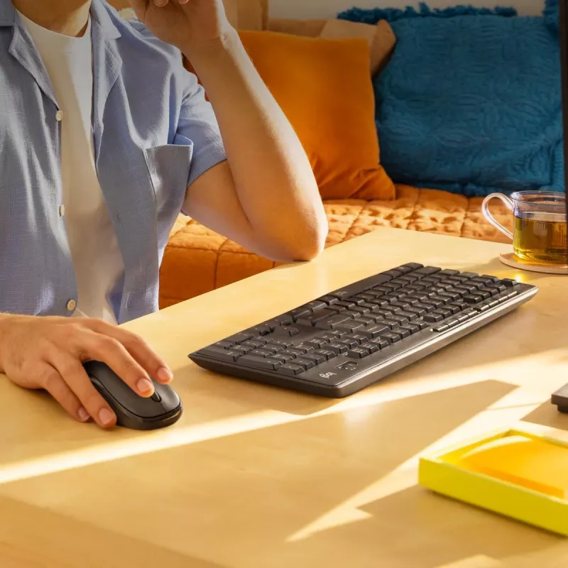 LOGITECH MK295 Klusais bezvadu tastatūras/peles komplekts - Grafīts - Qwertz Šveice/Luksemburga