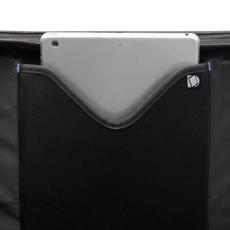 DICOTA Eco Top Traveler Pro - 15-17.3in portatīvā datora soma - melna / 1680d Rpet poliesters