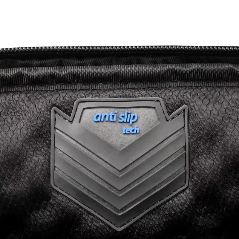 DICOTA Eco Top Traveler Pro - 15-17.3in portatīvā datora soma - melna / 1680d Rpet poliesters