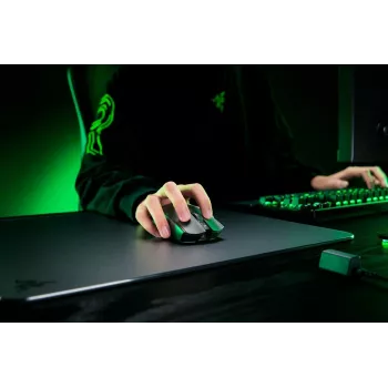Razer Viper V3 Pro pele Labā rola RF Bezvadu + USB Type-C Optiskā 35000 DPI