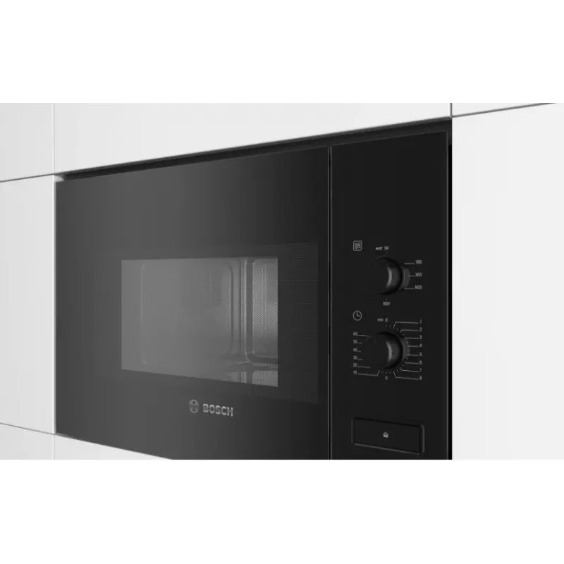 Iebūvējamā solo mikroviļņu krāsns Bosch Serie 4 BFL520MB0 — 800 W, 20 L, rotējoša vadība, melna