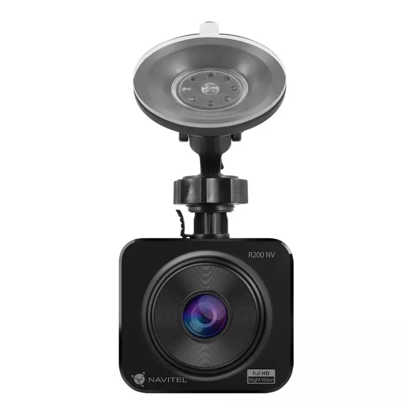 Videoreģistrators Navitel R200 NV — Full HD 1920×1080, 140° skata leņķis, 2 collu displejs, MicroSD līdz 64 GB, baterija un cigarešu aizdedzinātāja barošana