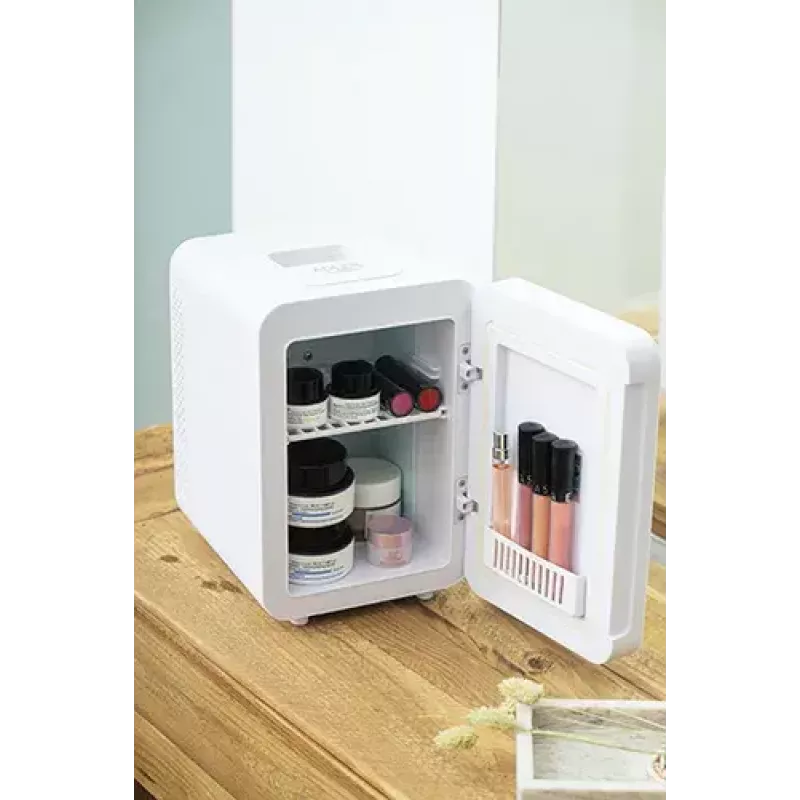 Brīvi stāvošs mini ledusskapis Adler AD 8085, 4 L, labās puses eņģe, spoguļa durvis, 220–240V/12V